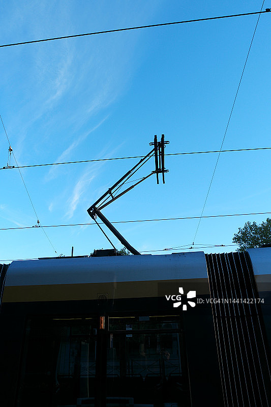 有受电弓的电车电缆图片素材