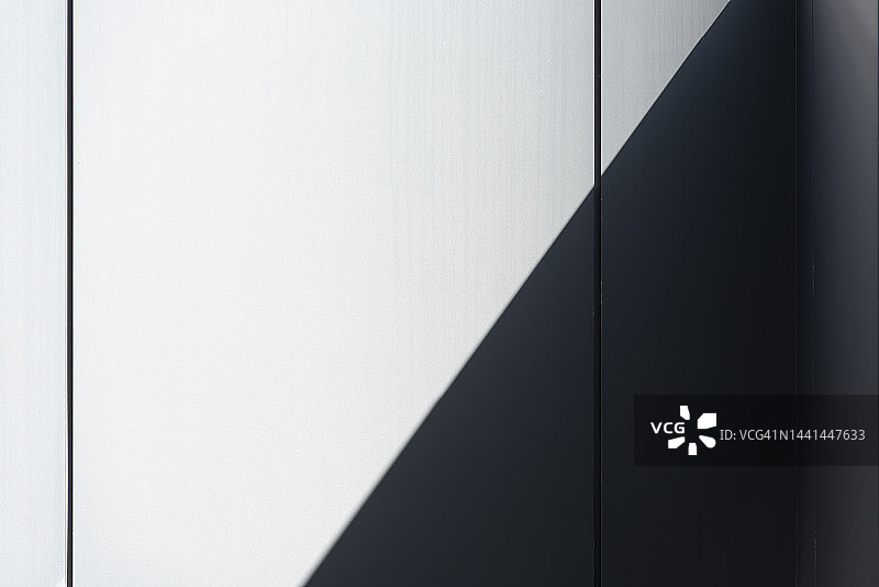 从亮到暗渐变的宽线条抽象背景图片素材