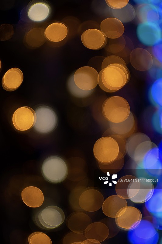 夜晚圣诞灯的虚化图像图片素材