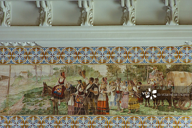 圣本图火车站内部图片素材