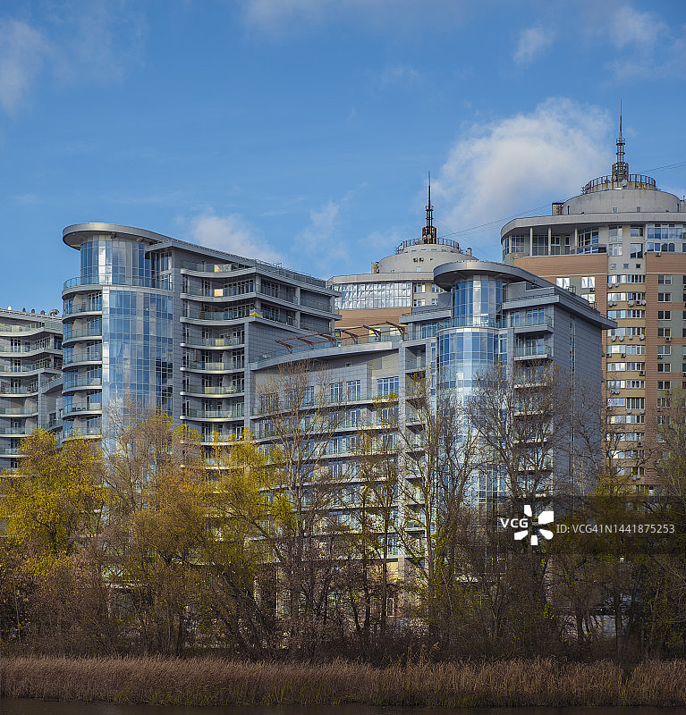 现代玻璃住宅楼图片素材