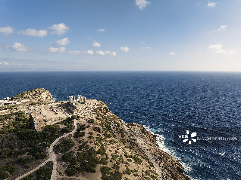 希腊阿提卡波塞冬古庙考古遗址的鸟瞰航拍图片素材