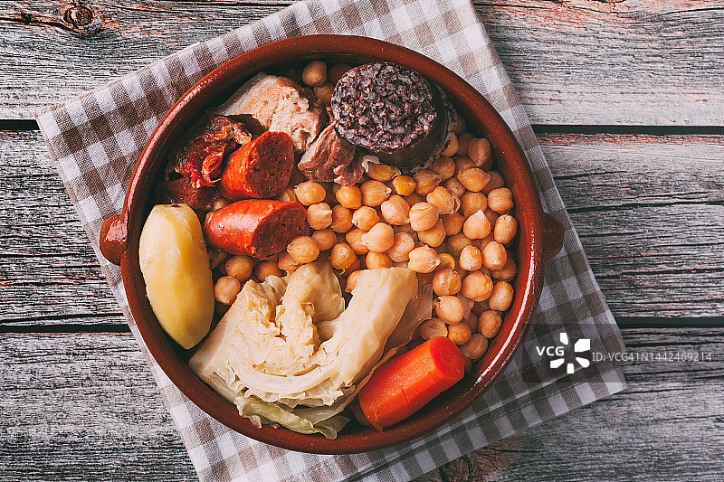 马德里肉汤，西班牙特色菜图片素材