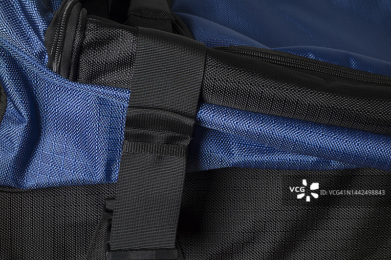 带滚轮的旅行包或行李袋图片素材