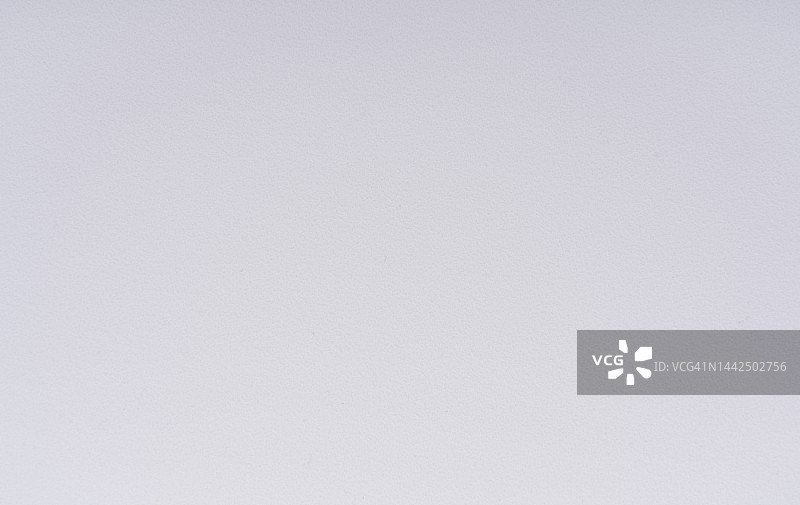 白色纹理墙背景，抽象形状，有文字的复制空间图片素材