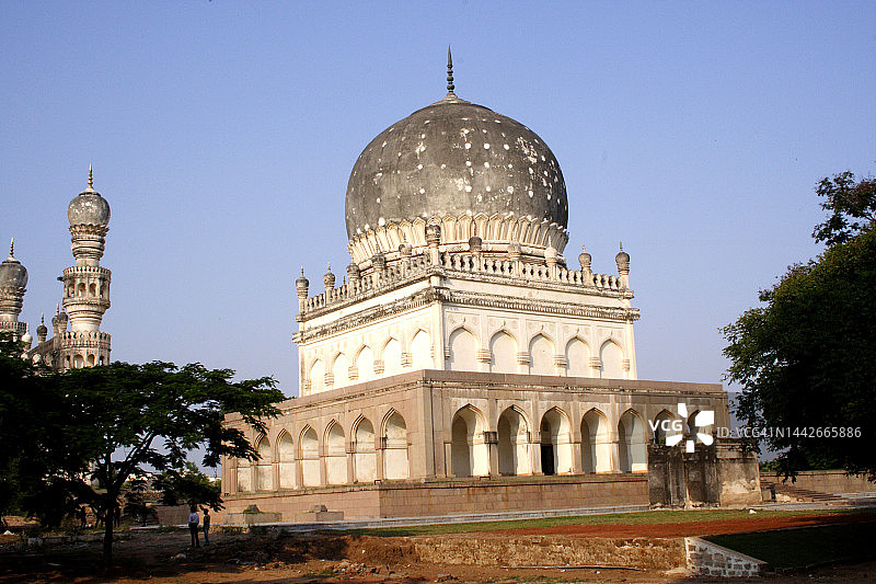 海德拉巴著名的古特卜沙希陵墓，印度泰伦加纳邦图片素材