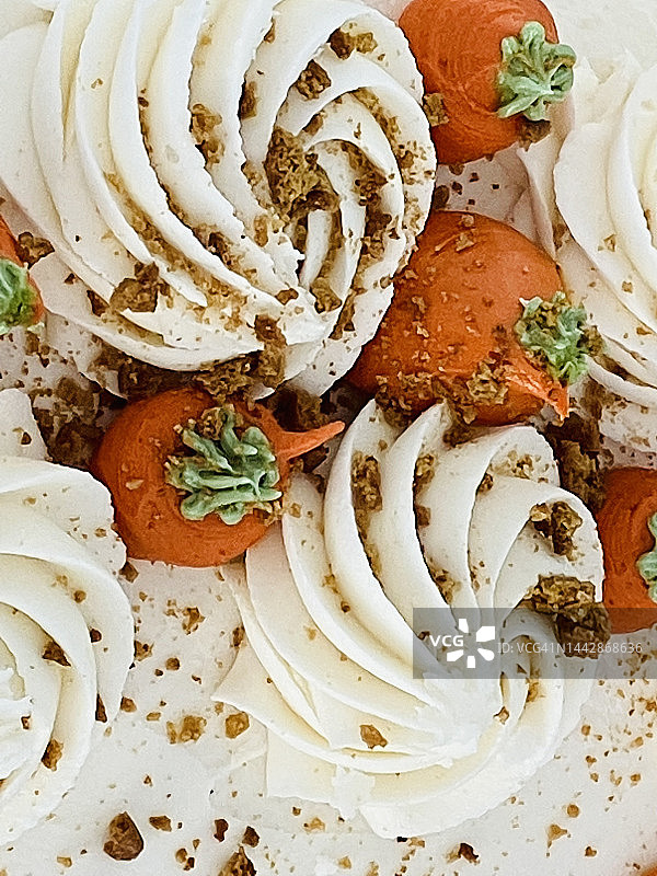 南瓜奶油蛋糕特写，带糖霜图片素材