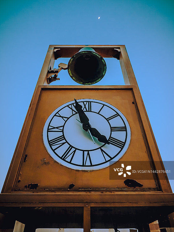 四点钟图片素材