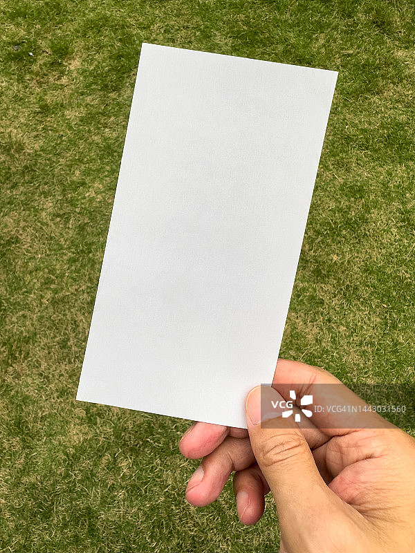 手中的卡片图片素材