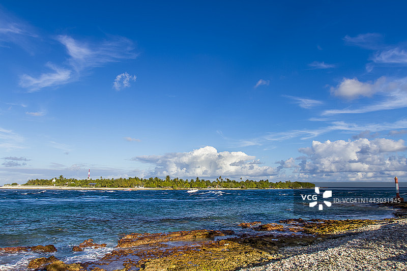 兰吉罗阿环礁图片素材