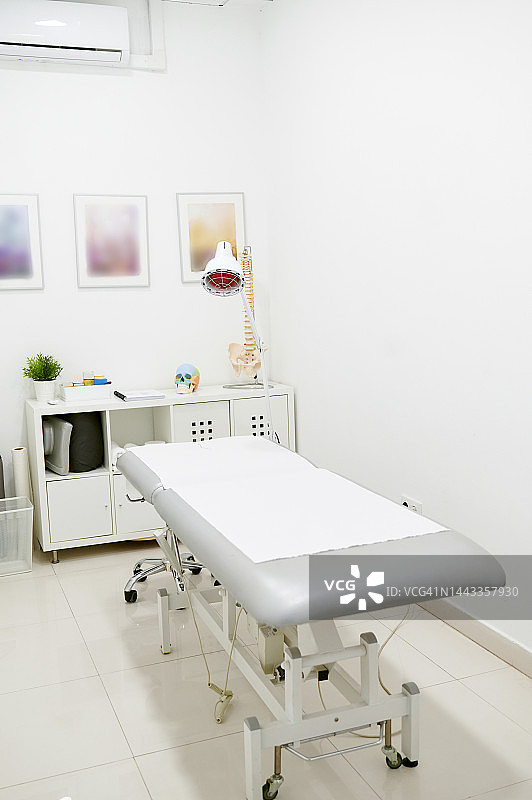 没有人的脊椎按摩室图片素材