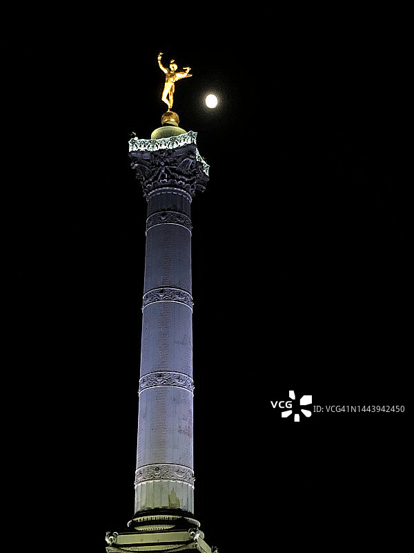 七月圆柱（杜乐丽柱）图片素材