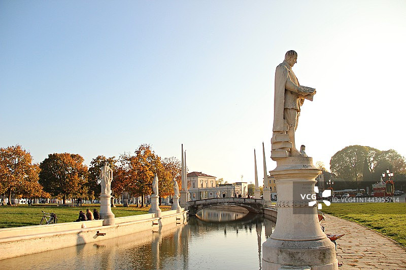 瓦莱广场图片素材