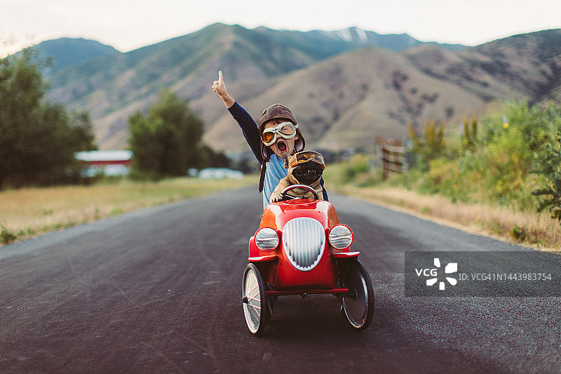 玩具赛车手图片素材