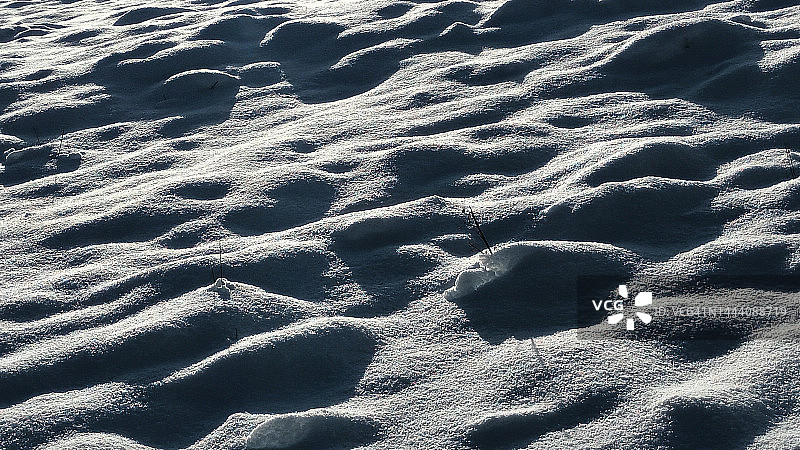 暴风雪后的雪景图片素材