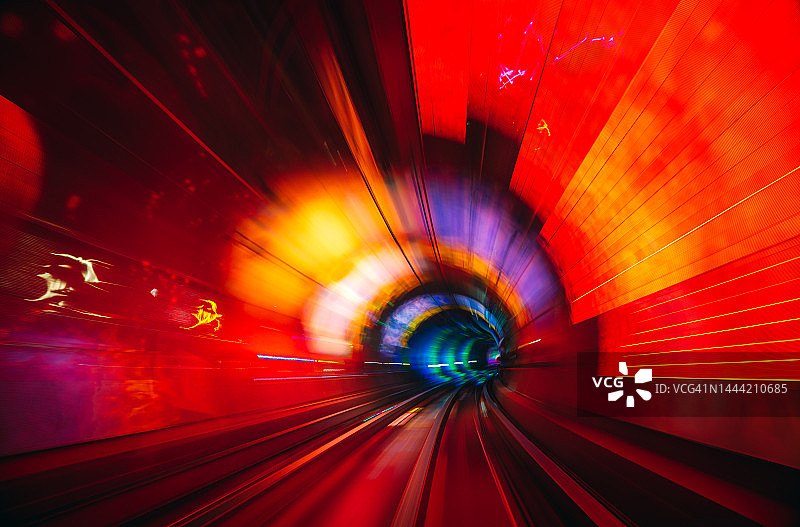 隧道中的抽象速度运动图片素材