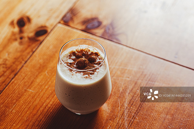 香蕉牛油果冰沙图片素材