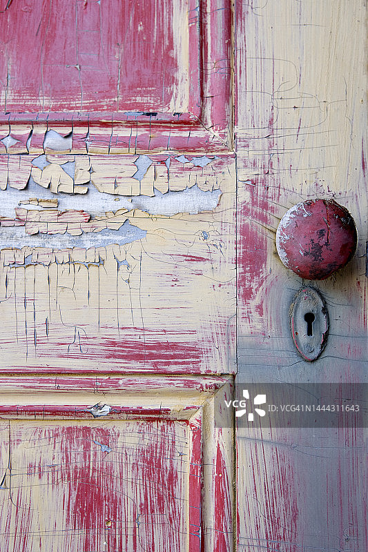 风化旧门特写图片素材