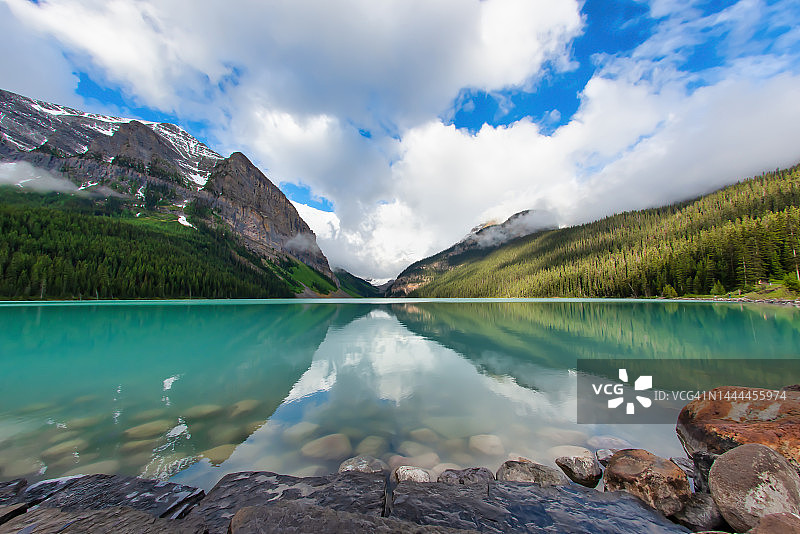 班夫国家公园的路易斯湖图片素材