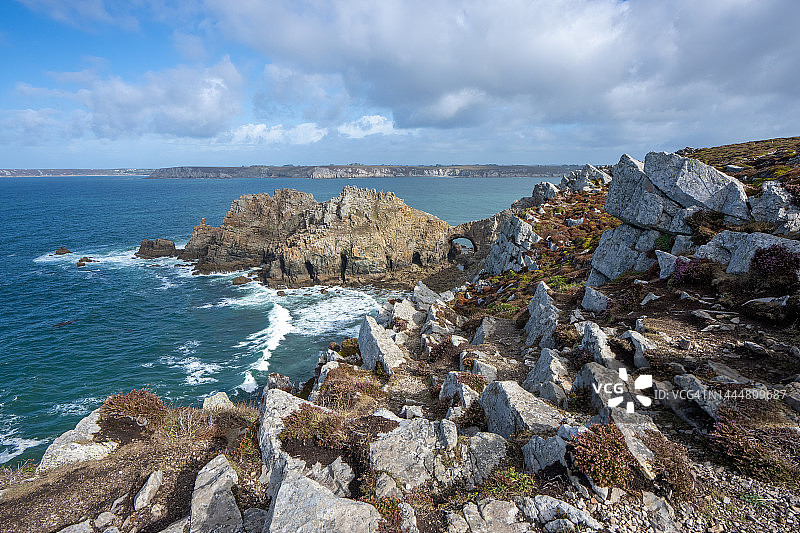 布列塔尼克罗宗迪南角的壮丽景色图片素材