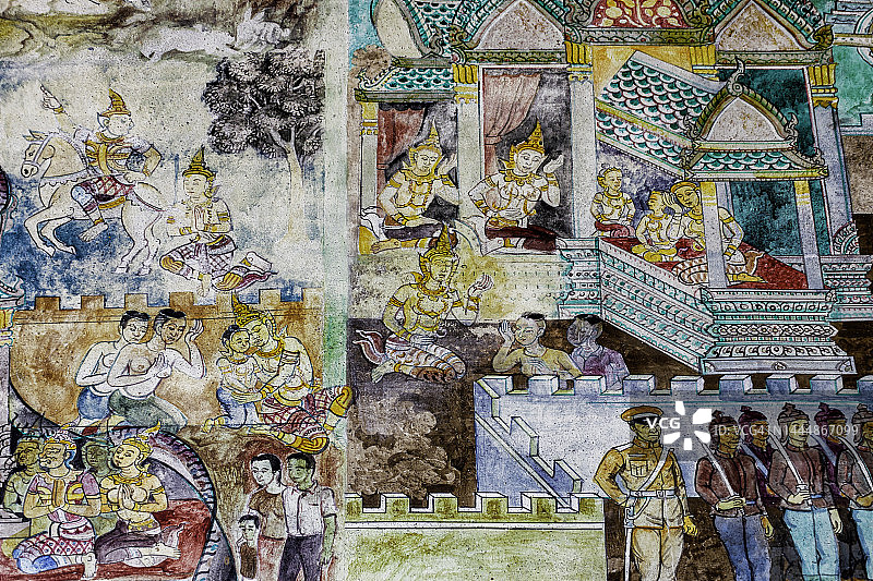 泰国寺庙里的古老壁画，讲述着艺术和色彩的故事图片素材