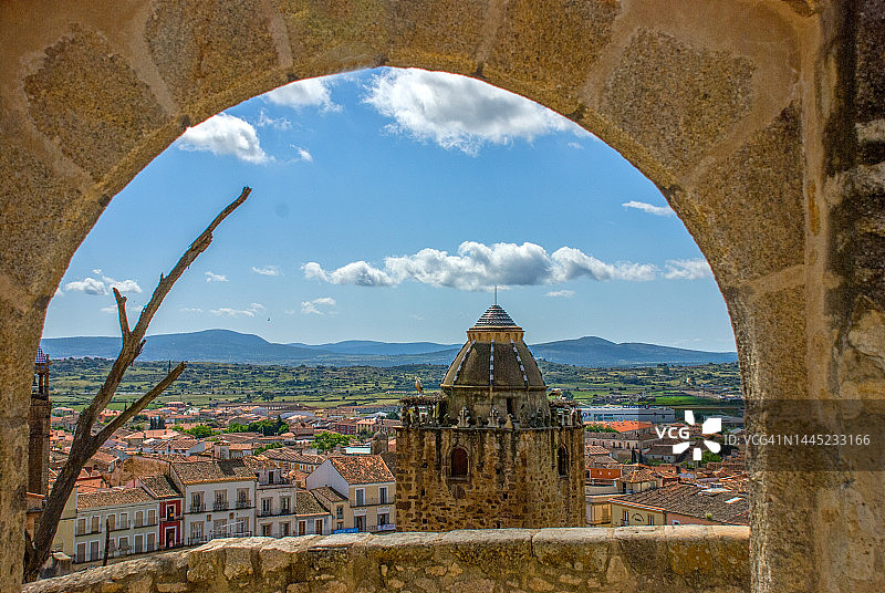 特鲁希略镇的俯视照片图片素材