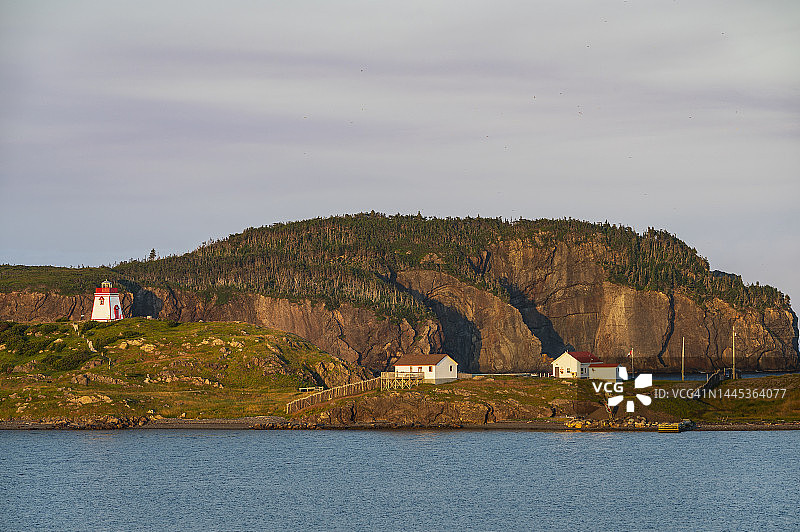 加拿大拉布拉多特里尼蒂海边日落景观图片素材