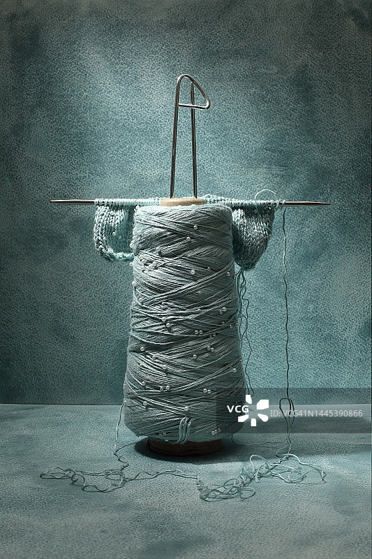 带手工品的纱线线轴图片素材