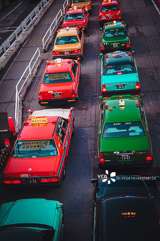 等待顾客的日本出租车图片素材