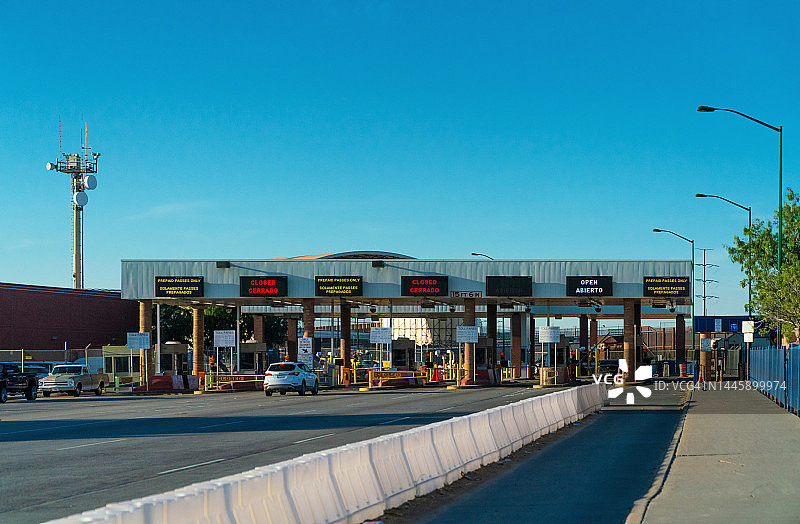 美国海关与边境保护局出入境口岸 - 美国-墨西哥图片素材