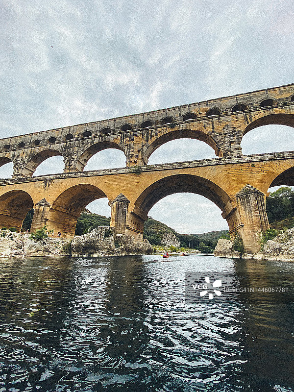 加尔桥罗马水道 - 法国图片素材