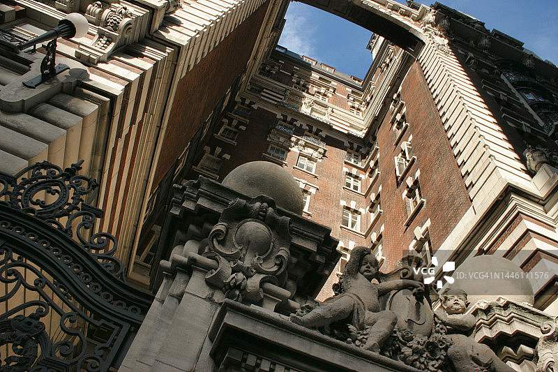 纽约曼哈顿百老汇71街多利顿公寓美丽外墙图片素材