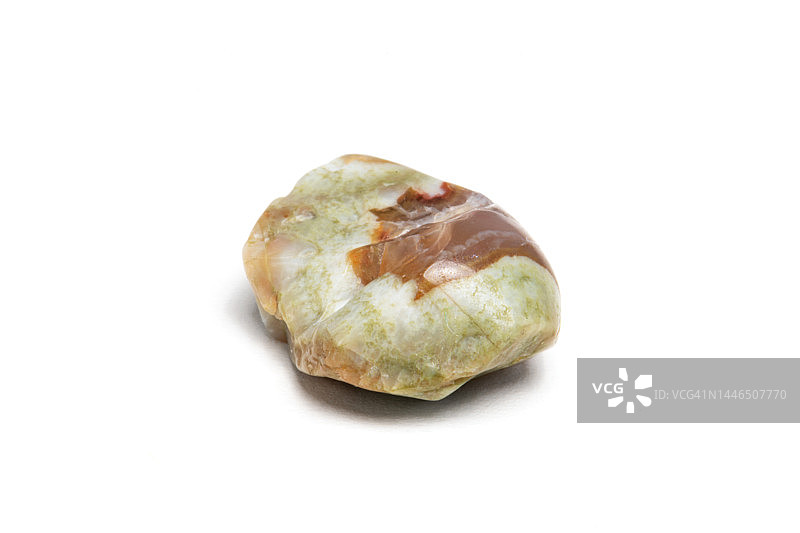 白色背景上的玛瑙石图片素材