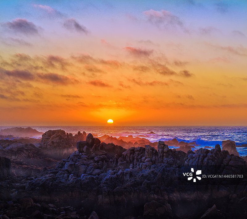 海上的日落图片素材