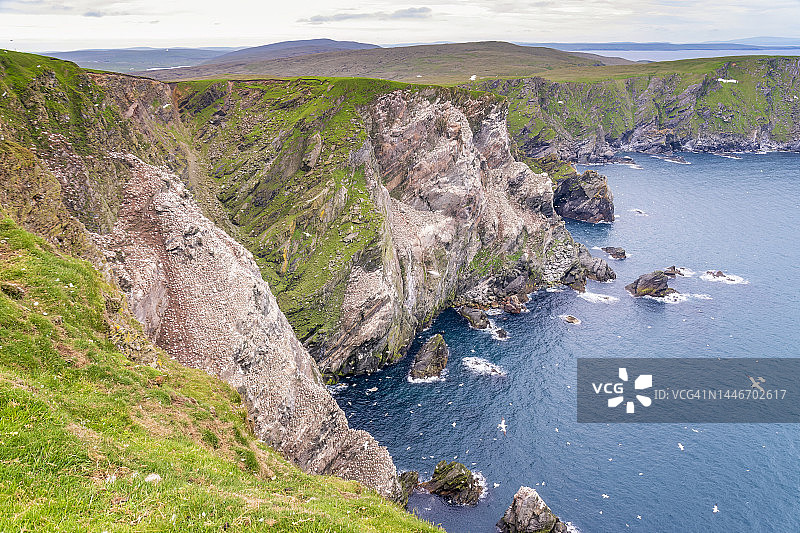 英国苏格兰：赫曼内斯国家级自然保护区内的风景悬崖图片素材
