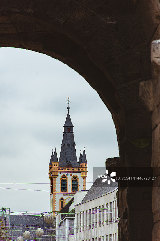 德国特里尔的圣诞灯饰和装饰品图片素材