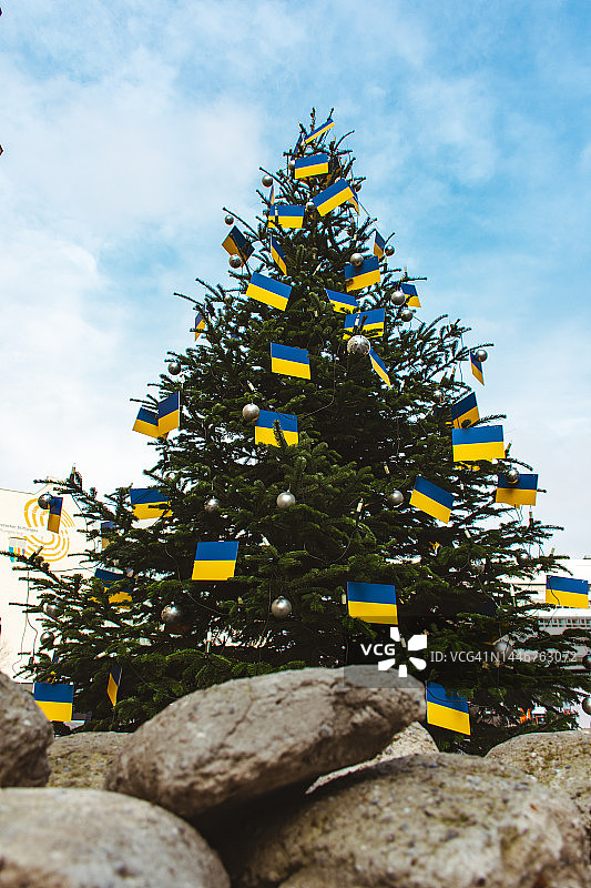 乌克兰国旗圣诞树图片素材