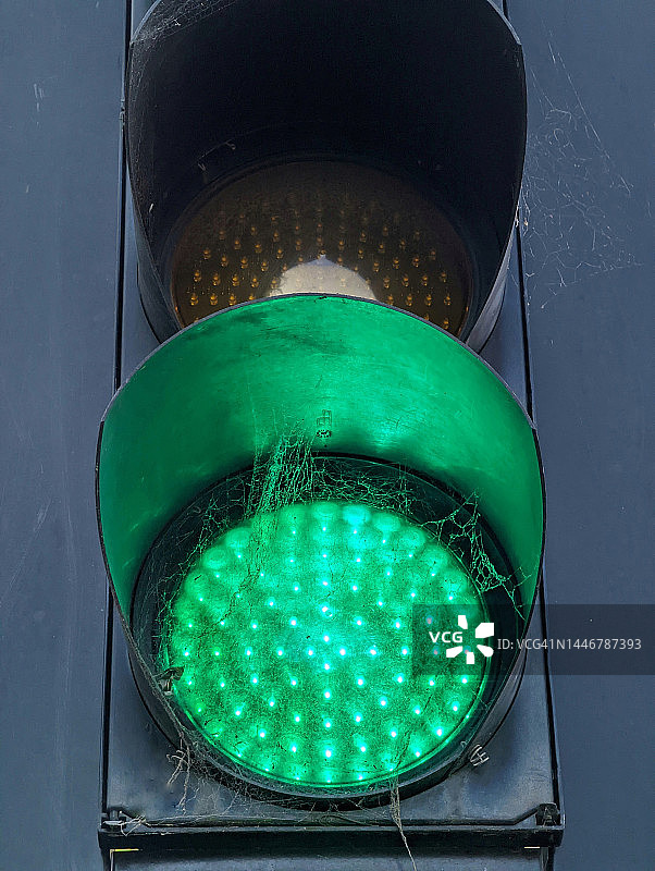 绿色信号灯图片素材