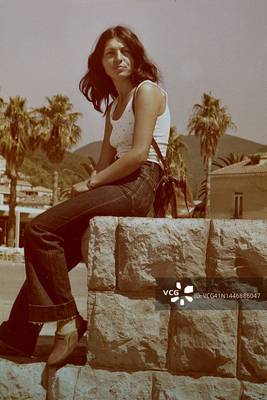 美丽女人夏装肖像图片素材