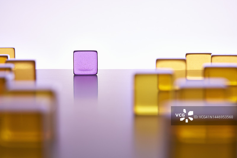 丙烯酸玻璃立方体概念图图片素材