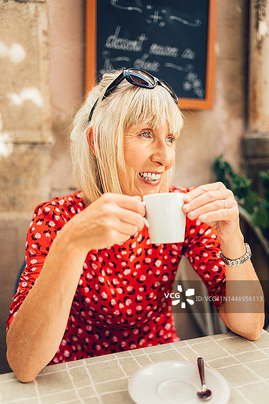 咖啡，咖啡馆，科蒂尼亚克村，普罗旺斯，法国图片素材