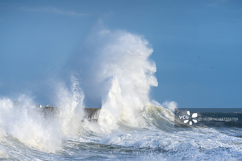 风暴海浪图片素材