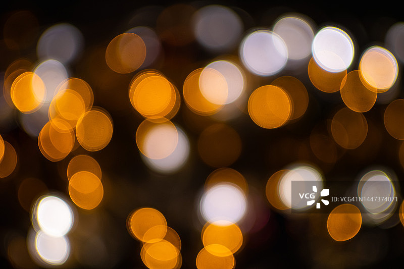 夜晚圣诞灯的虚化图像图片素材