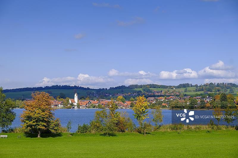 德国巴伐利亚上巴伐利亚行政区里格湖风光图片素材