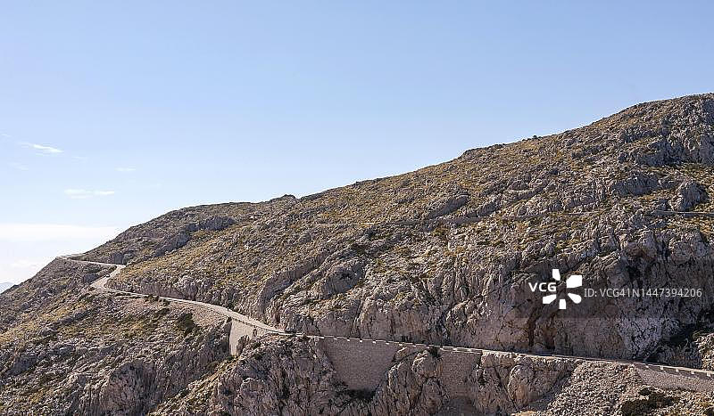 通往福门托角、特拉蒙塔纳山脉的道路，马略卡岛，巴利阿里群岛，西班牙图片素材
