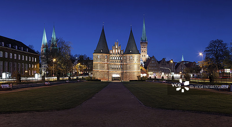 吕博-荷尔斯特尔在蓝高峰图片素材