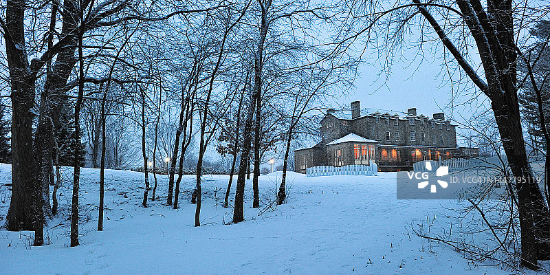 加拿大新不伦瑞克省弗雷德里克顿旧政府大楼图片素材