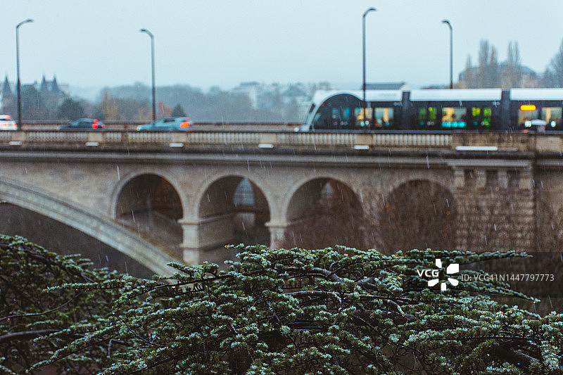卢森堡阿道夫大桥的景色图片素材