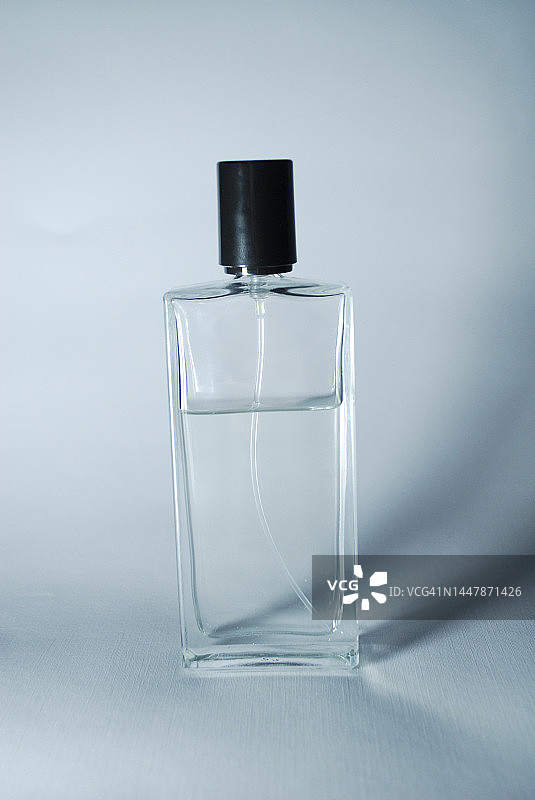 香水玻璃瓶图片素材