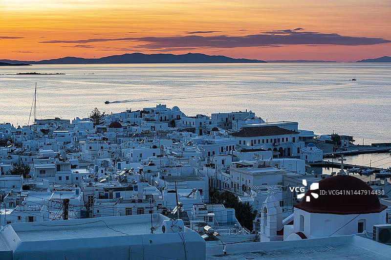 希腊米科诺斯岛霍塔的日落图片素材